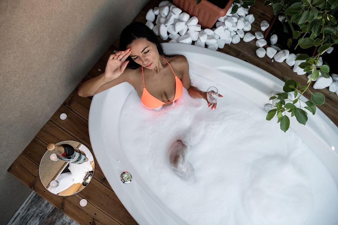 Castello Luxury Residence With Private Jacuzzi Chania  Exteriör bild